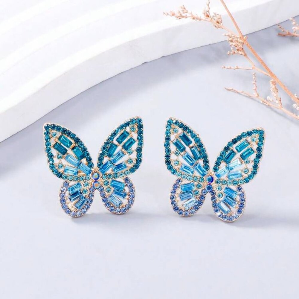 Women Rhinestone Butterfly Decor Stud Earring - Picture 3 of 5